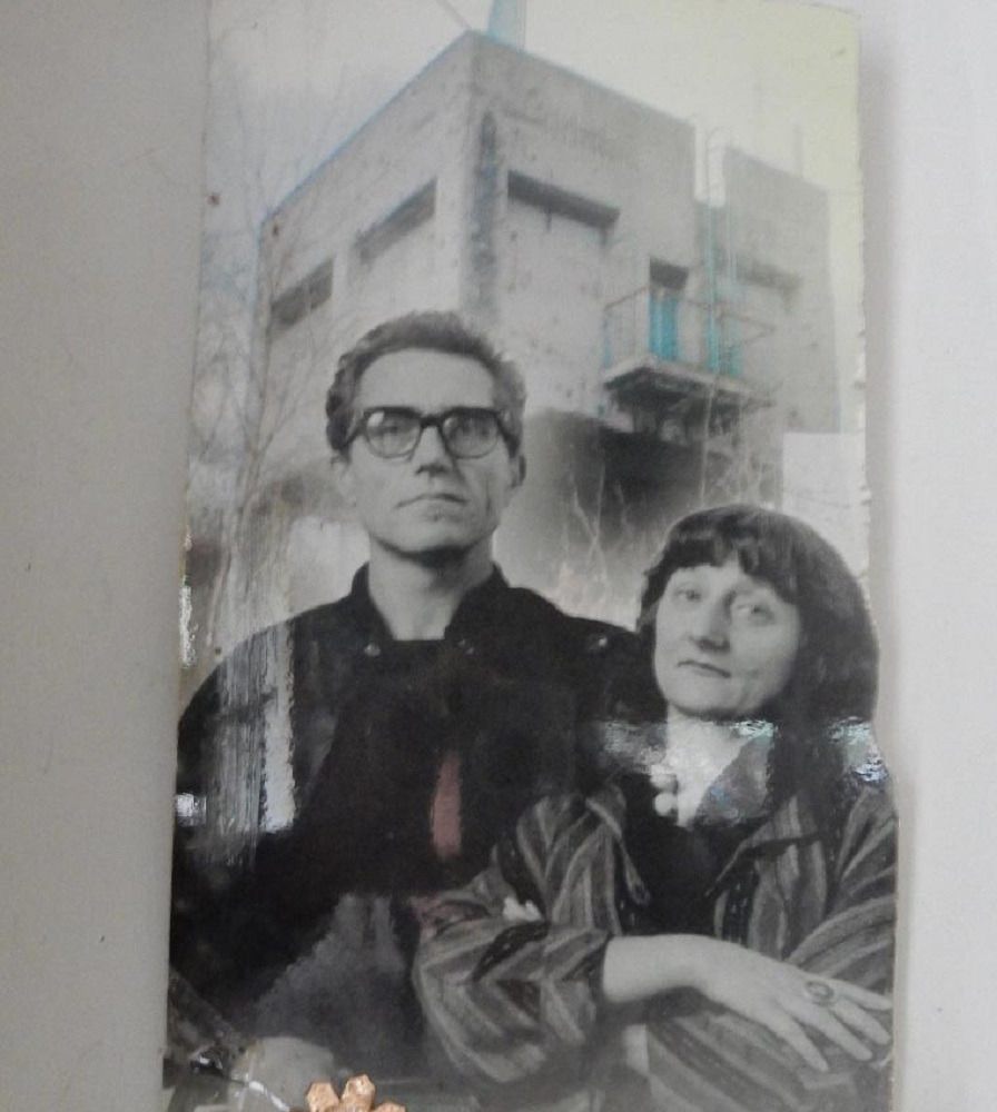 00 het  kunstzinnige  echtpaar van eyk bracht jarenlang hun leven in een caravan in nettetal duitsland door 00 het  kunstzinnige  echtpaar van eyk bracht jarenlang hun leven in een caravan in nettetal duitsland door